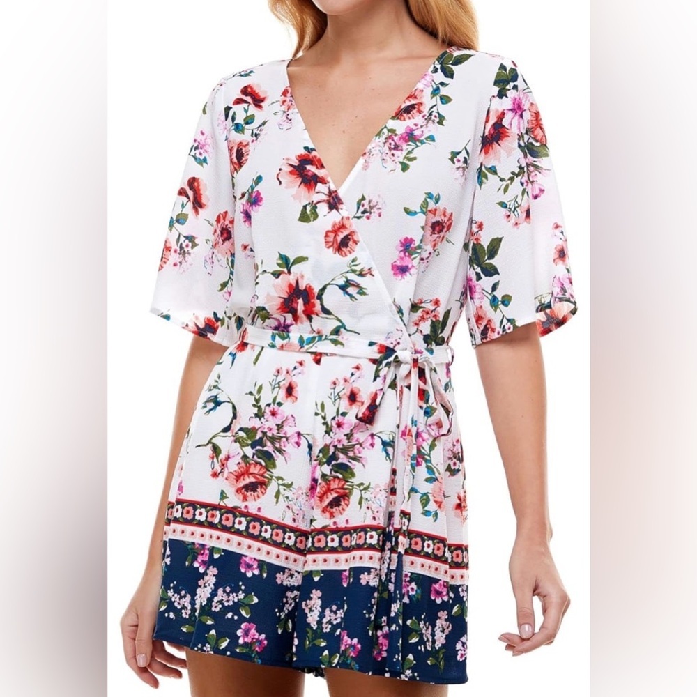 TRIXXI Floral Boho Romper Shorts Kimono Sleeve Surplice Tie Back XXL Fits XL - Picture 3 of 13